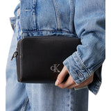 Borse a tracolla Donna Calvin Klein - Minimal Monogram Ew - Nero