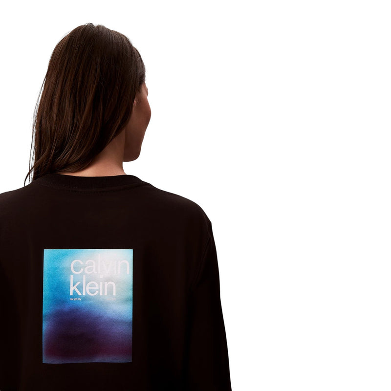 Maglie a manica lunga Donna Calvin Klein - Ls Satin Ombre Graphic Tee - Nero