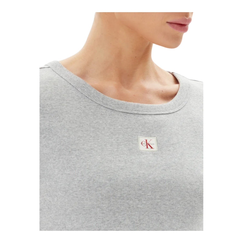 T-shirt Donna Calvin Klein - A- Woven Label 2X2 Rib Baby Tee - Grigio