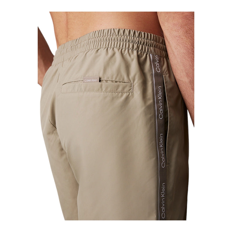 Pantaloncini e calzoncini Uomo Calvin Klein - Medium Drawstring Logo Tape - Beige